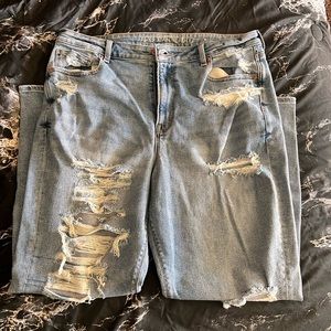 American Eagle High Waisted Stretch Mom Jean